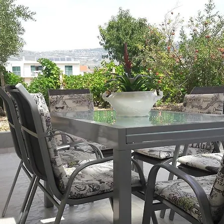 Apartment Lebedina *